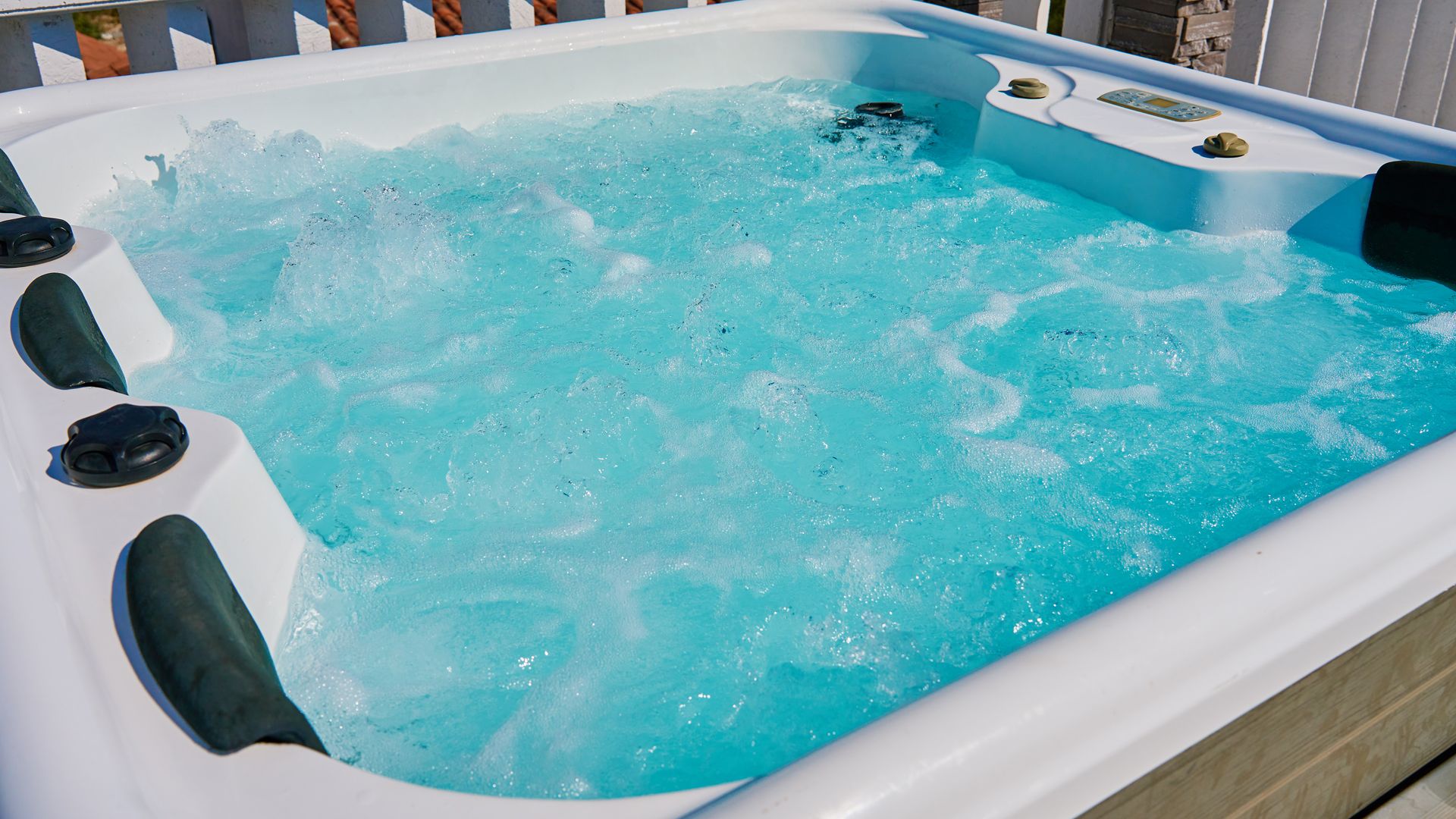 Hot tub cleaning and spa maintenance service in Riverside and Orange County by Affordable Pool Care